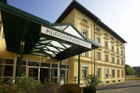 Найти лучшие цены на лечение в Австрии в Частной клинике Рудольфинерхаус
