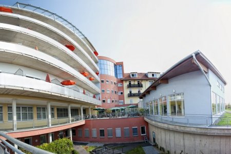 Найти лучшие цены на лечение неврологической реабилитации в Частной клинике Ласницхёэ