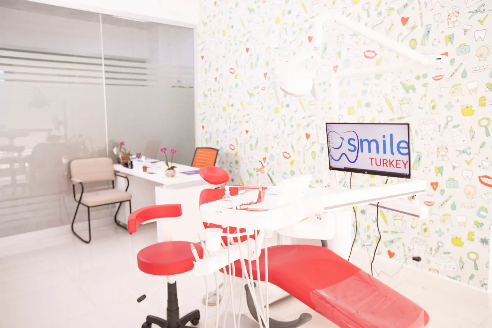 Стоматологическая клиника Just Smile Turkey