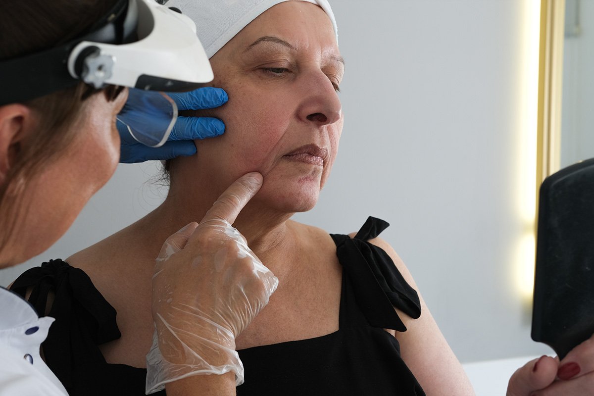 Botox injections consultation at Cosmos Clinic & Rehabilitation Center for facial rejuvenation