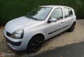 Renault Clio 1.5 dCi bj 04 Authentique Comfort in onderdelen