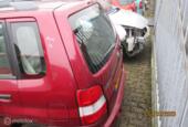 Onderdelen Mazda Demio 1.3 GLX 1999