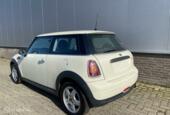 Mini Mini R56 1.4 BENZINE One  ALLEEN VOOR ONDERDELEN