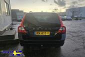 Volvo V70 2.4D Momentum Kleurcode 452