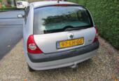 Renault Clio 1.5 dCi bj 04 Authentique Comfort in onderdelen
