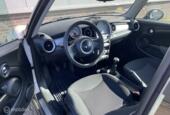 Mini Mini R56 1.4 BENZINE One  ALLEEN VOOR ONDERDELEN