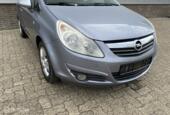 Opel Corsa D 1.2-16V  KELURCODE 4A4 163 ALLEEN ONDERDELEN