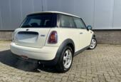 Mini Mini R56 1.4 BENZINE One  ALLEEN VOOR ONDERDELEN