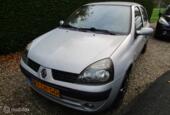 Renault Clio 1.5 dCi bj 04 Authentique Comfort in onderdelen