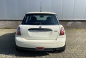 Mini Mini R56 1.4 BENZINE One  ALLEEN VOOR ONDERDELEN
