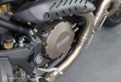 Ducati Monster 1200 S