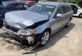 Volvo V70 2.4D Momentum