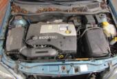 Opel Astra Wagon 2.2-16V Sport Edition in onderdelen