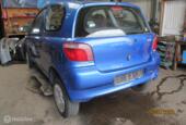 Onderdelen Toyota Yaris 1.3-16V VVT-i Luna 2002