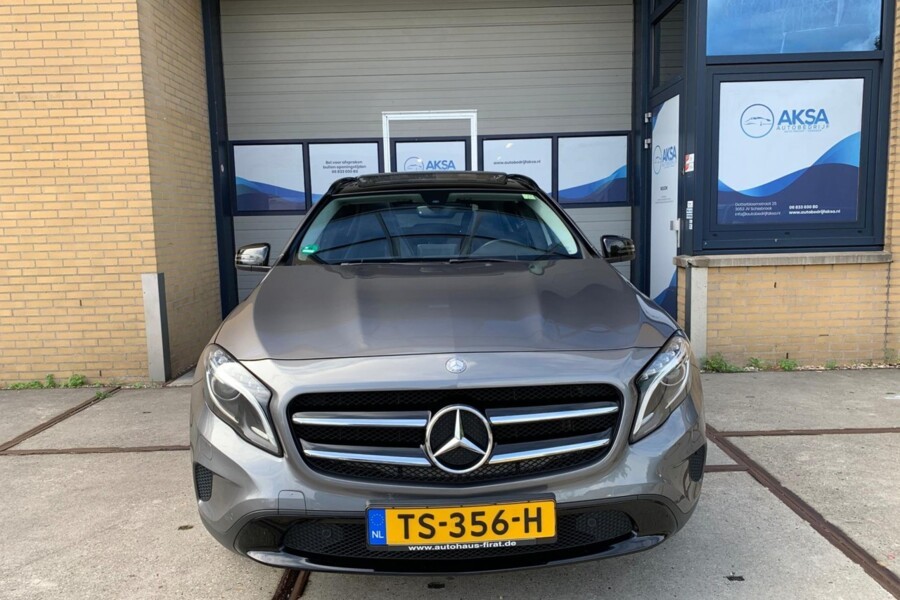 Mercedes-Benz GLA-Klasse - 200 Prestige 200 Prestige | Pano | LED | AMG-pakket