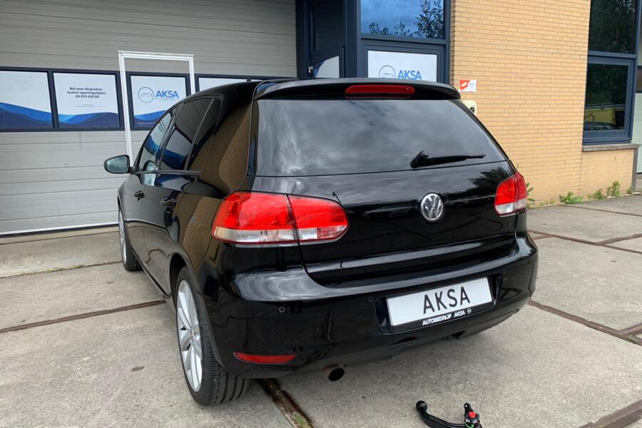 Volkswagen Golf 6 1.2 TSI 105 pk DSG | 18 inch | Inparkeren