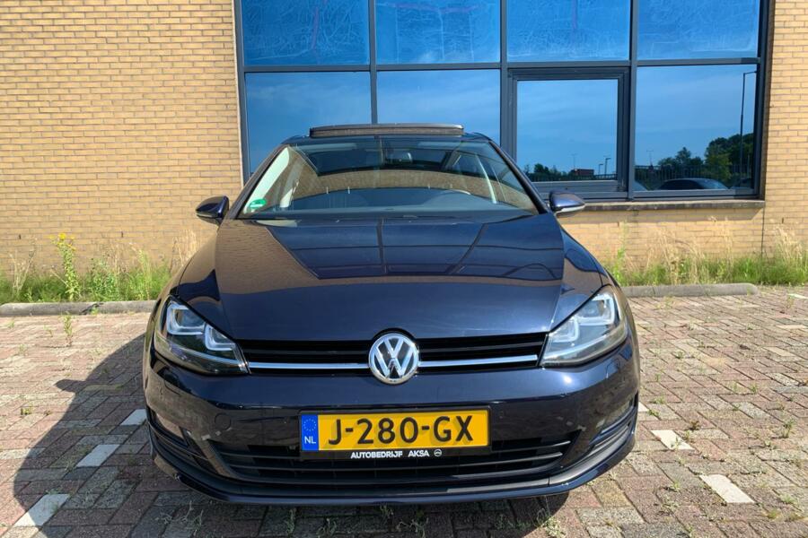 Volkswagen Golf 7 1.2 TSI Highline 105 pk Panodak Xenon Led
