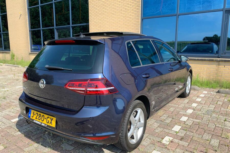 Volkswagen Golf 7 1.2 TSI Highline 105 pk Panodak Xenon Led