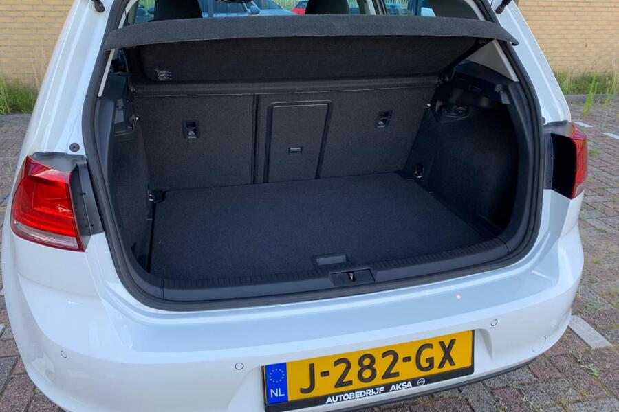 Volkswagen Golf 7 VII 1.4 TSI Connected Series
