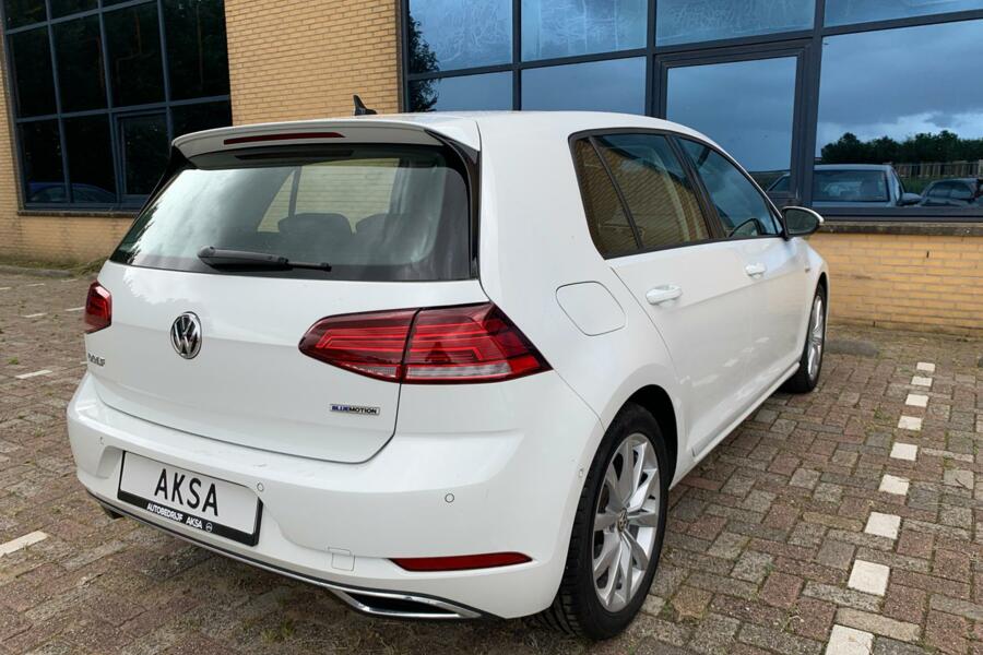 Volkswagen Golf 7 1.5 TSI 131 PK Highline DSG LED 2019 Navi