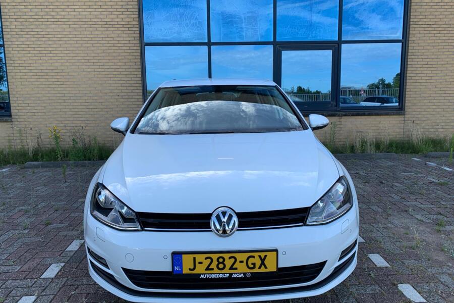 Volkswagen Golf 7 VII 1.4 TSI Connected Series