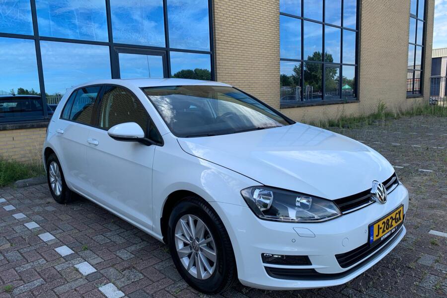 Volkswagen Golf 7 VII 1.4 TSI Connected Series