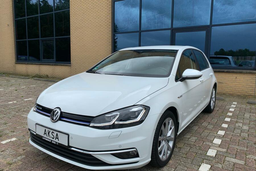 Volkswagen Golf 7 1.5 TSI 131 PK Highline DSG LED 2019 Navi