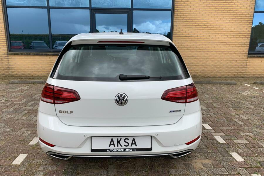 Volkswagen Golf 7 1.5 TSI 131 PK Highline DSG LED 2019 Navi