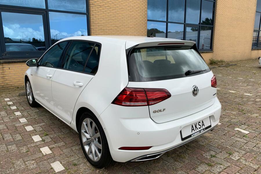 Volkswagen Golf 7 1.5 TSI 131 PK Highline DSG LED 2019 Navi