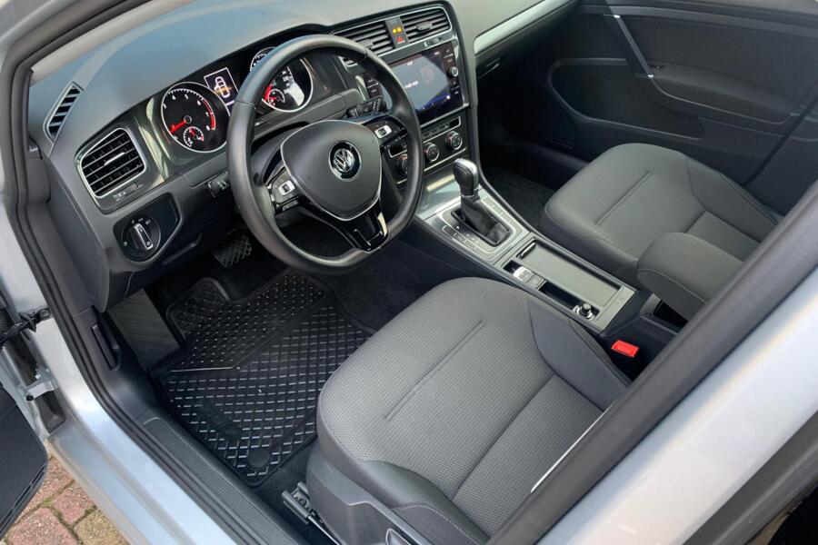 Volkswagen Golf 1.0 TSI DSG 2018 Comfortline Garantie