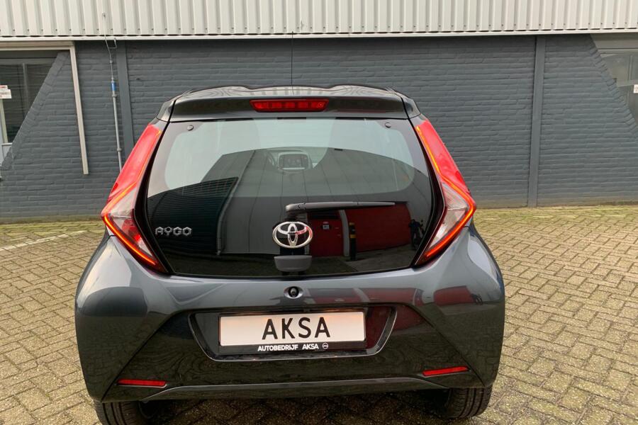Toyota Aygo 1.0 VVTi x-joy | Camera | Sportvelgen | Garantie