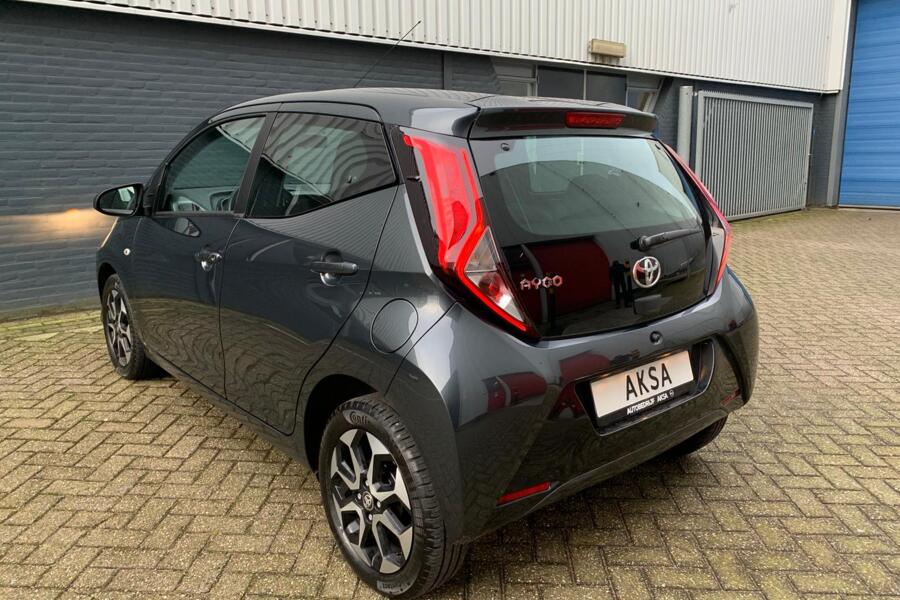 Toyota Aygo 1.0 VVTi x-joy | Camera | Sportvelgen | Garantie