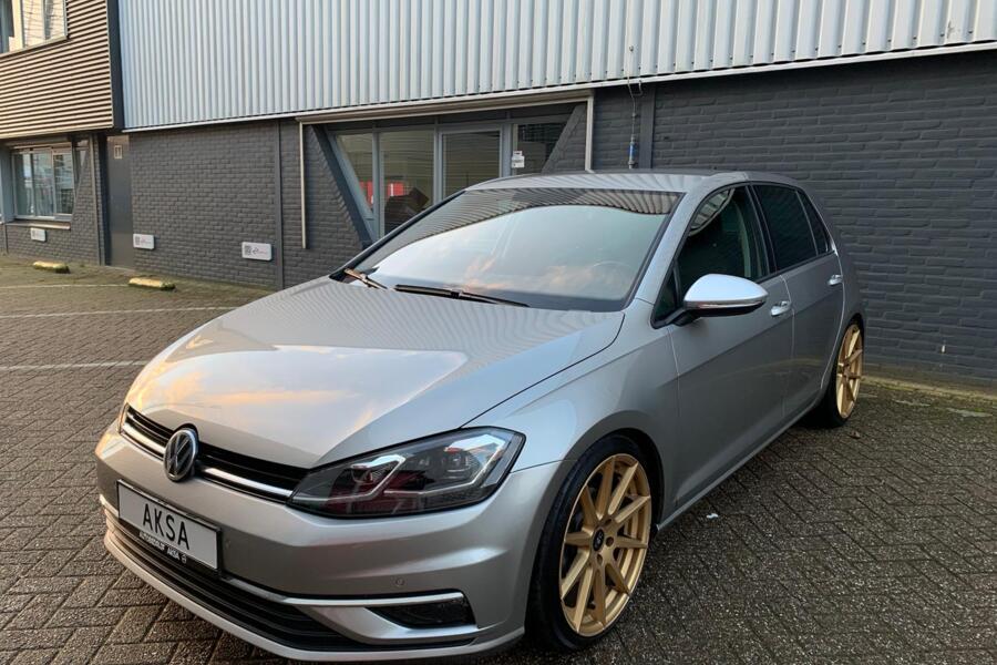 Volkswagen Golf 1.5 TSI 150pk Highline DSG Digitale Cockpit
