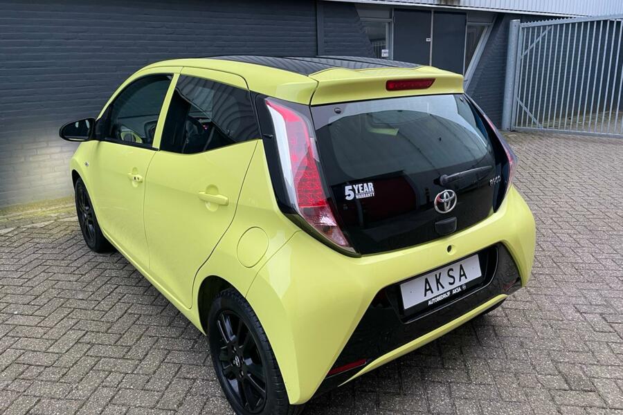 Toyota Aygo 1.0 VVT-i x-cite | Keyless | Climatic | Camera