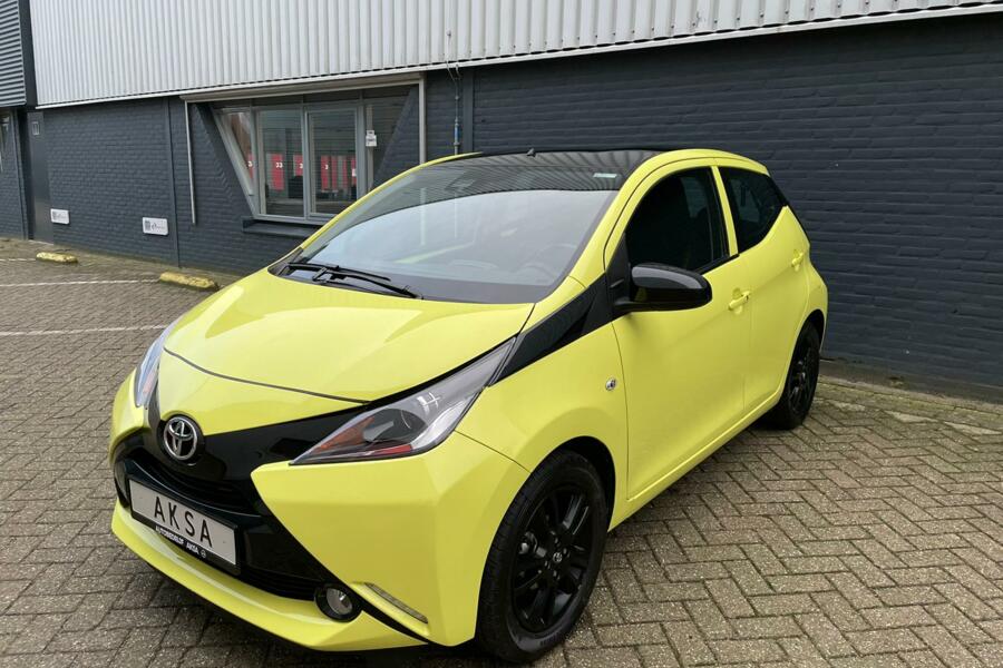 Toyota Aygo 1.0 VVT-i x-cite | Keyless | Climatic | Camera