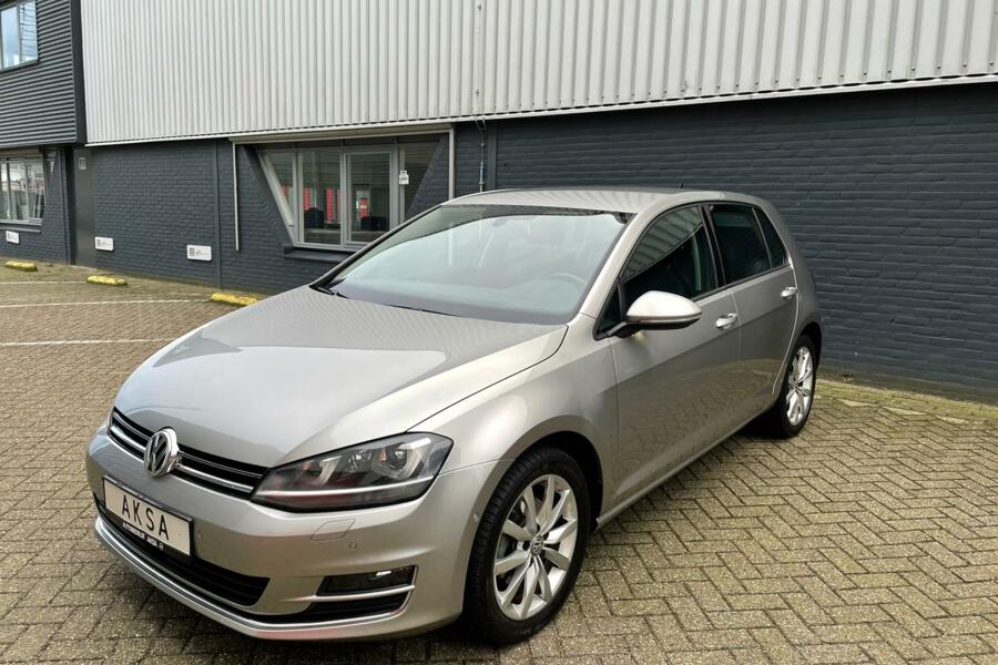 Volkswagen Golf 7 1.4 TSI 140 pk ACT Highline | Standkachel