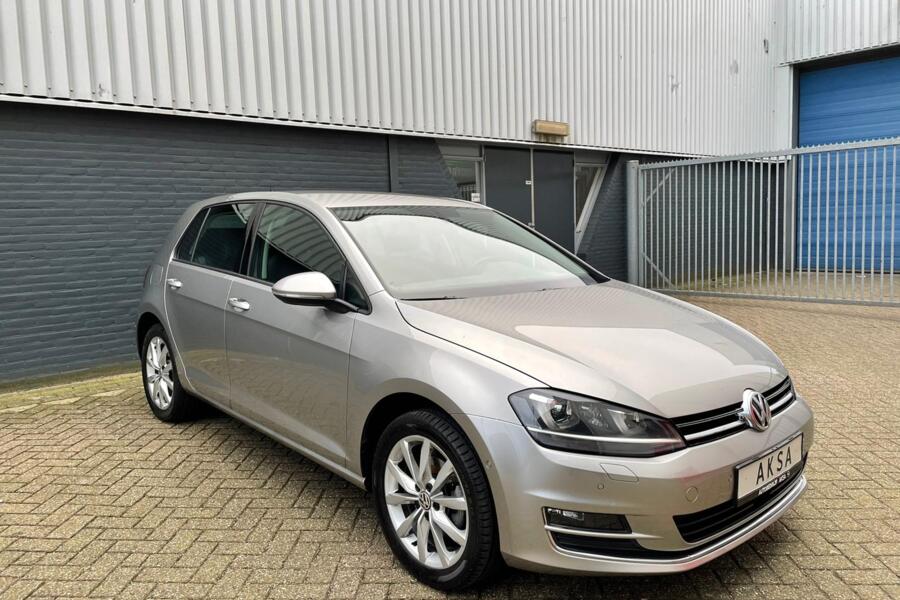 Volkswagen Golf 7 1.4 TSI 140 pk ACT Highline | Standkachel