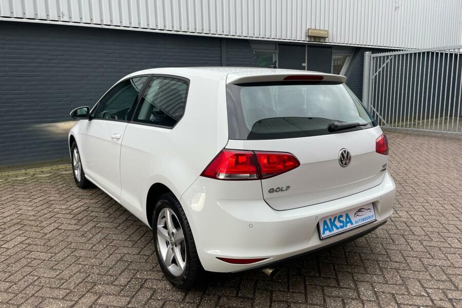 Volkswagen Golf 7 1.6 TDI 110pk   Highline DSG | Grote Navi