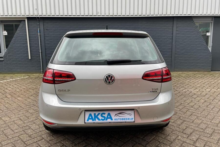 Volkswagen Golf 1.2 TSI | GTI Interieur | Grote navi | LED