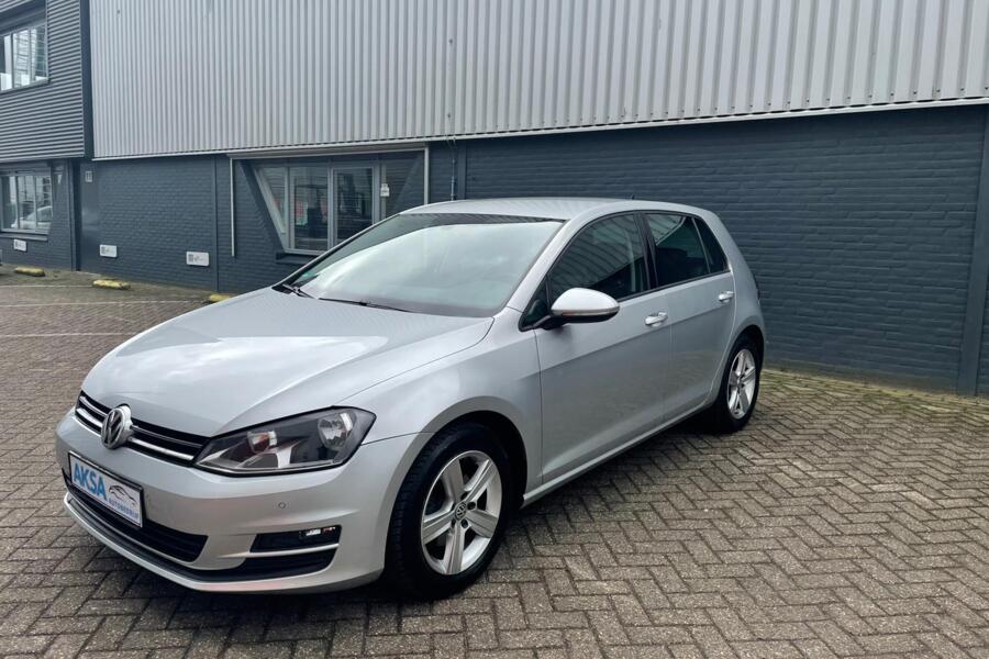 Volkswagen Golf 1.2 TSI | GTI Interieur | Grote navi | LED