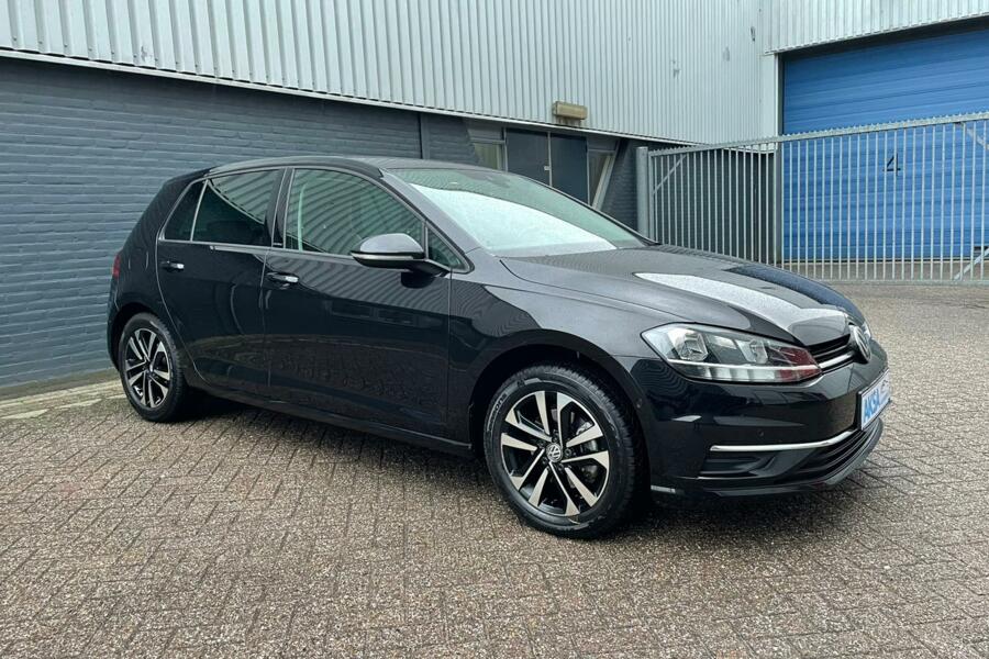Volkswagen Golf 1.6 TDI Highline | LaneAssist | ACC | Keyless | Adaptive Cruise Control