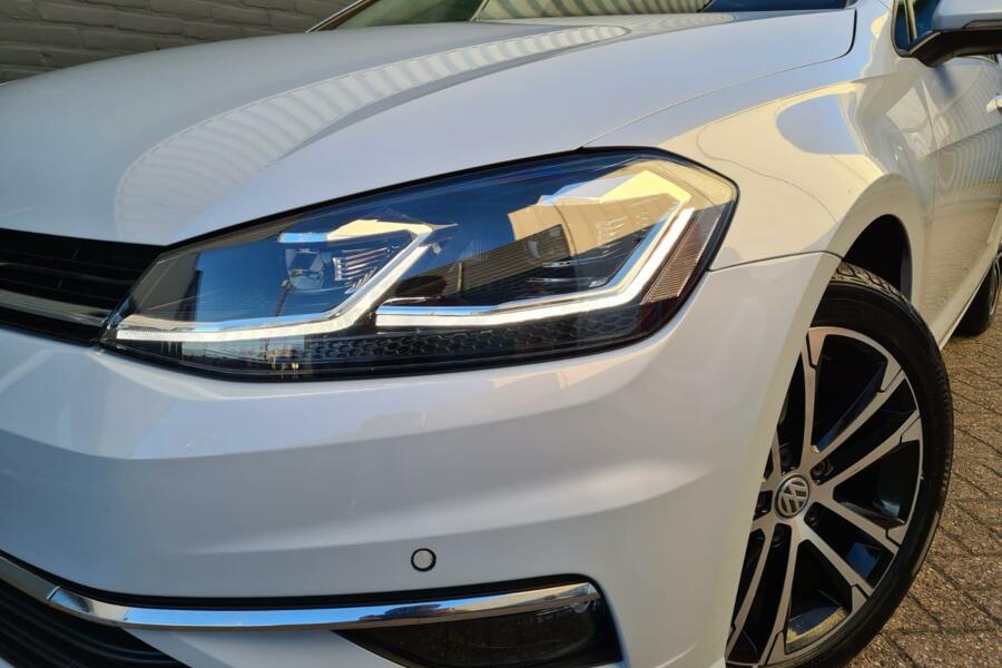 Volkswagen Golf 2.0 TDI Highline | Pano | DSG | 17inch | LED