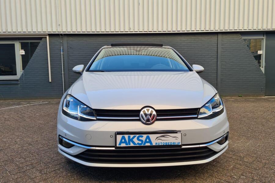 Volkswagen Golf 2.0 TDI Highline | Pano | DSG | 17inch | LED
