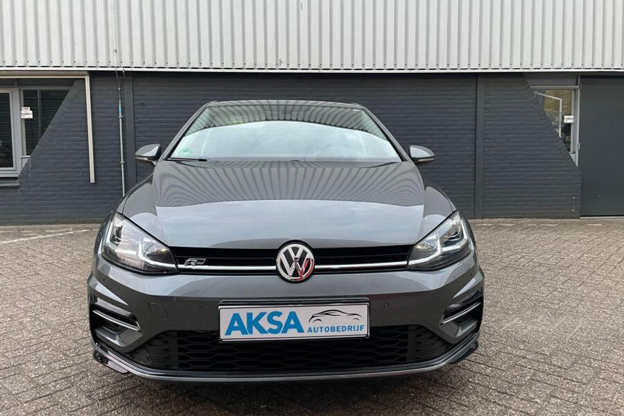 Volkswagen Golf 1.5 TSI Highline R-Line DSG 150 pk Alcantara