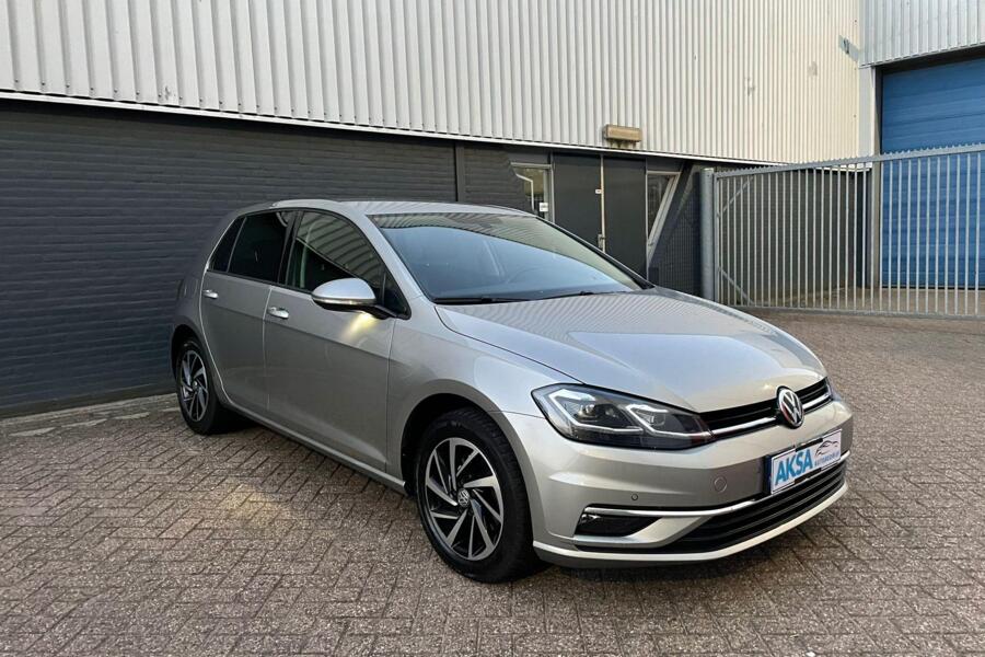 Volkswagen Golf 7 2.0 TDI DSG  Highline |Digital Cockpit|Navi