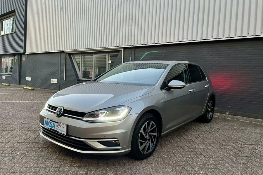 Volkswagen Golf 7 2.0 TDI DSG  Highline |Digital Cockpit|Navi