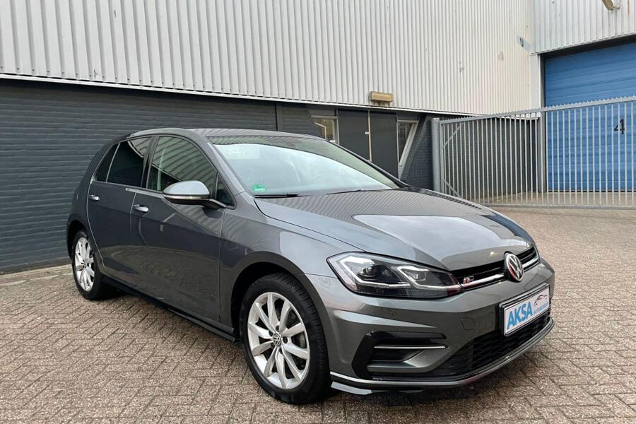 Volkswagen Golf 1.5 TSI Highline R-Line DSG 150 pk Alcantara