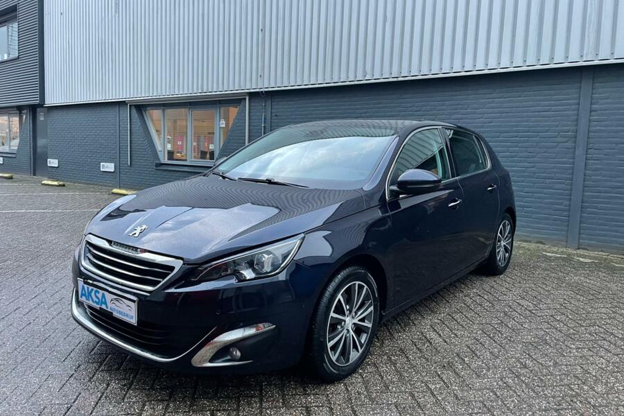 Peugeot 308 1.6 THP Première | Glazendak | 16 inch Sportvelg