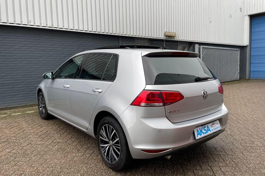 Volkswagen Golf 1.2 TSI 110pk Highline | DSG | Pano |Garantie
