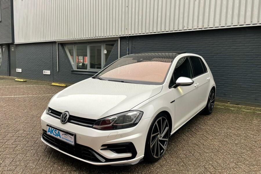 Volkswagen Golf 2.0 TSI 4Motion R | Akra | Pano |DSG|Memory